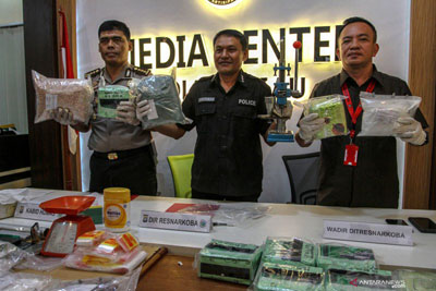 Polda Riau Sita 15 Kilo Sabu Jaringan Bengkalis-Malaysia